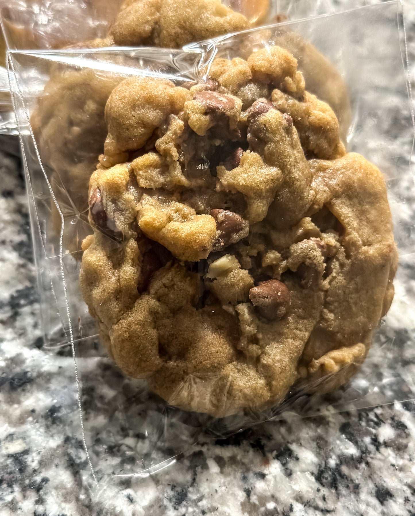 Chocolate Chip Walnut Cookies