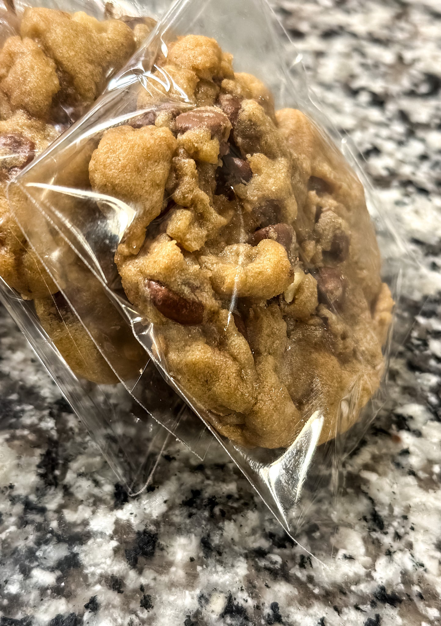 Chocolate Chip Walnut Cookies